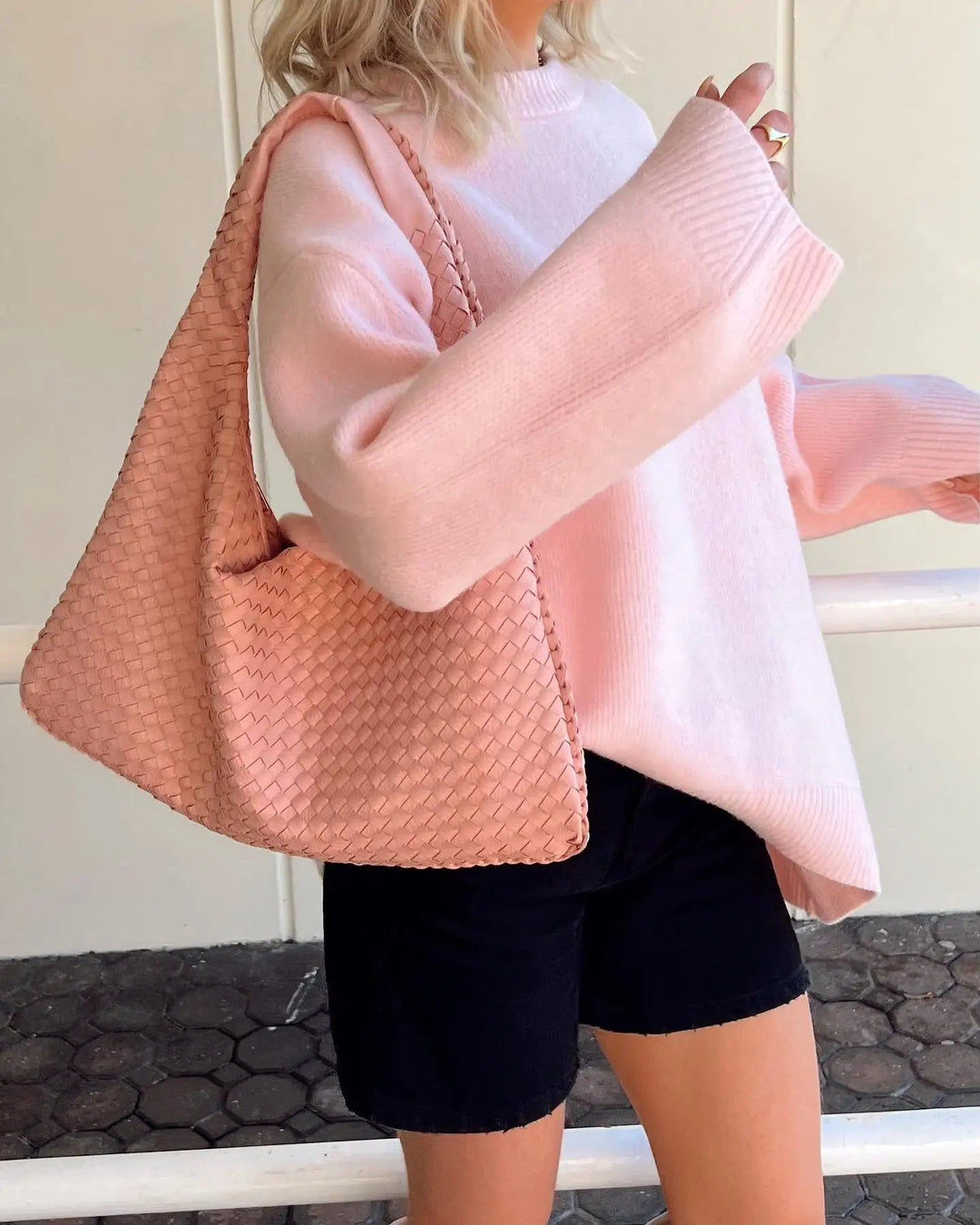 Corinne - Round Neck Sweater